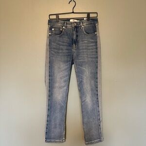 Vineyard Vines High Rise Straight Light Denim w/ Side Stripe size 29”